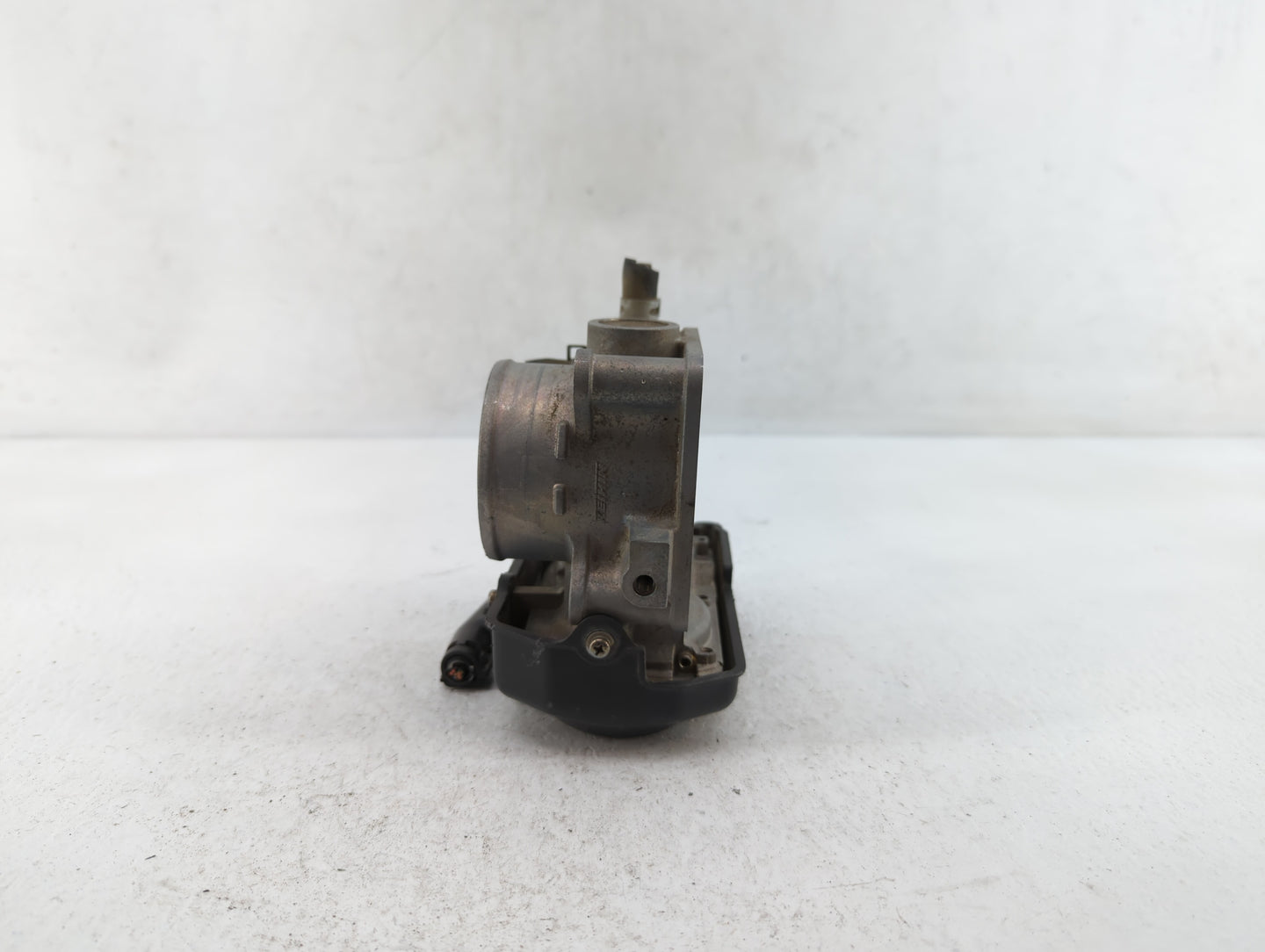 2013-2017 Honda Accord Throttle Body P/N:GMF4A Fits Fits 2013 2014 2015 2016 2017 2018 2019 2020 2021 2022 OEM Used Auto Par