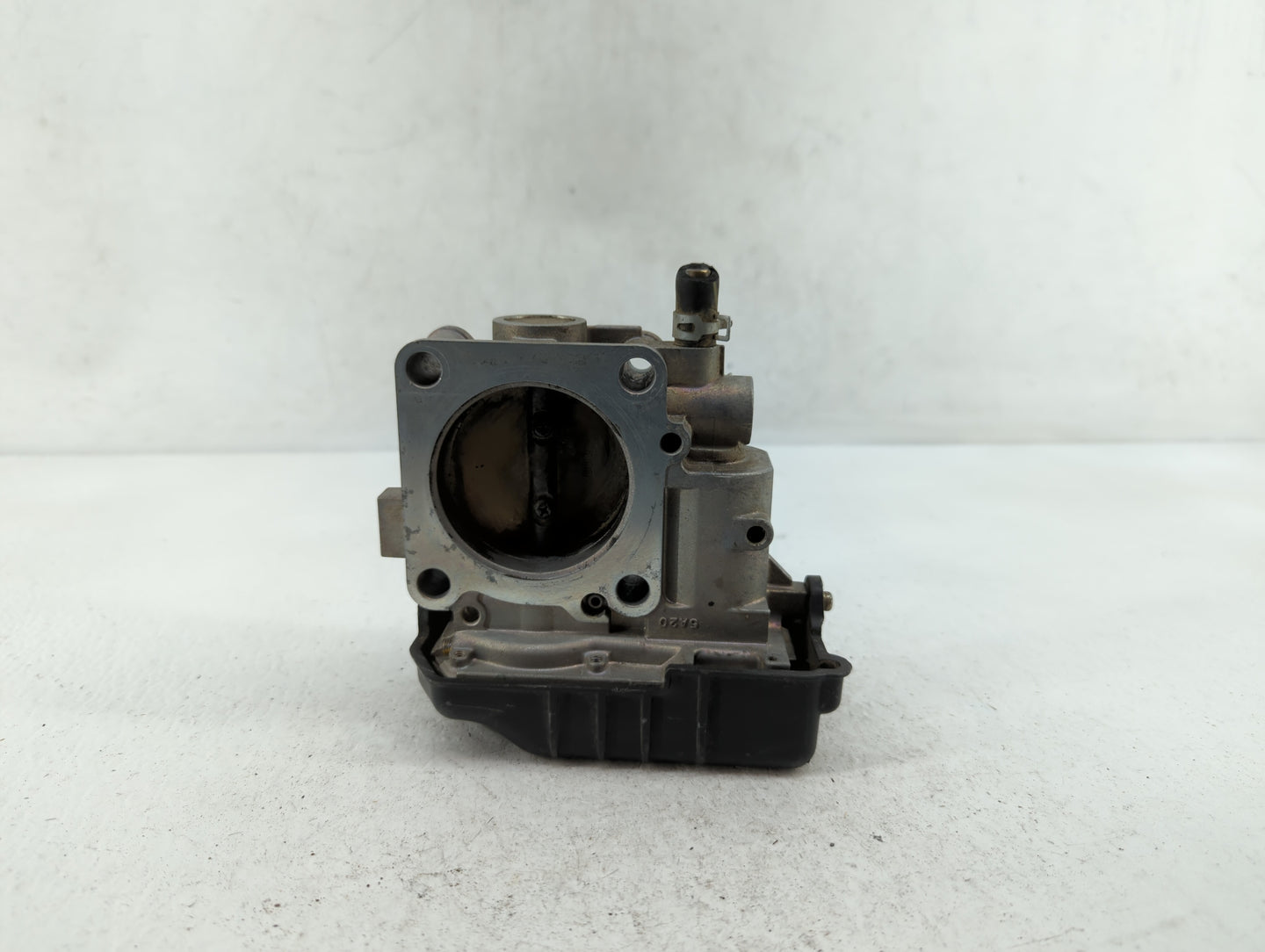 2013-2017 Honda Accord Throttle Body P/N:GMF4A Fits Fits 2013 2014 2015 2016 2017 2018 2019 2020 2021 2022 OEM Used Auto Par
