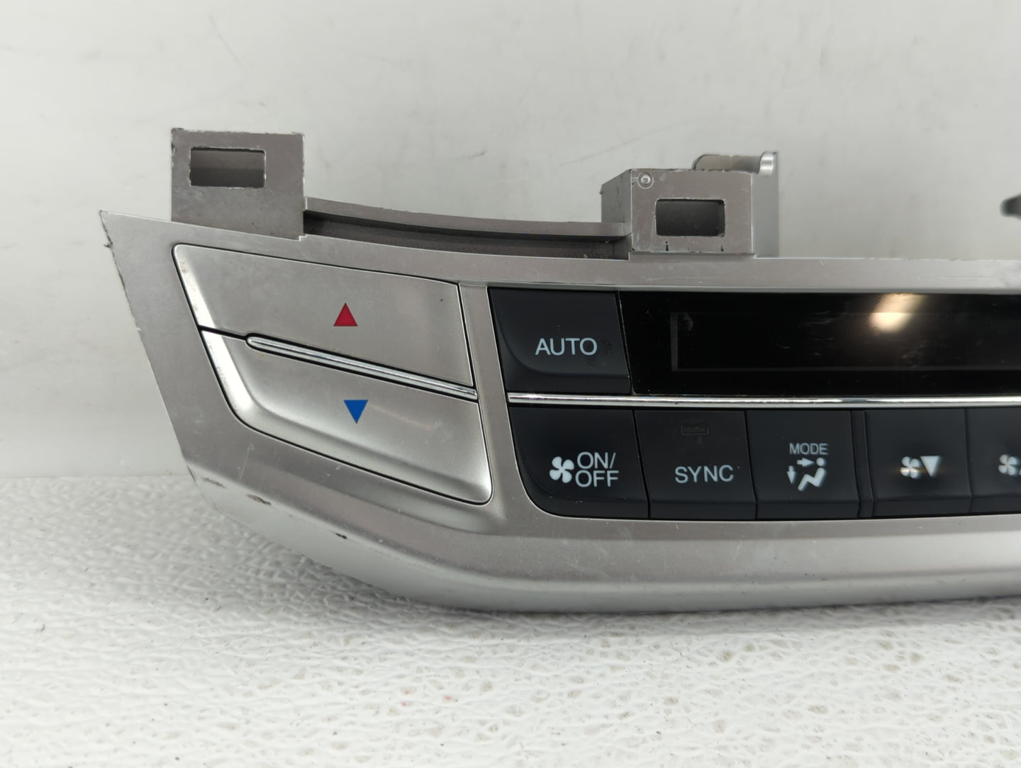 2013-2015 Honda Accord Climate Control Module Temperature AC/Heater Replacement P/N:79600 T2F A611 M1 79600 T2F A411 M1 Fits