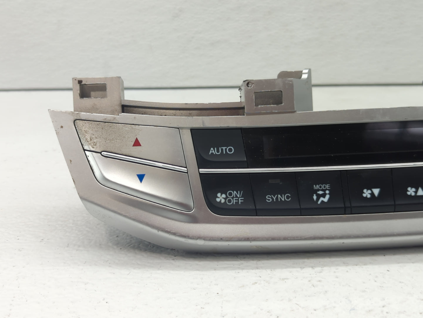 2013-2015 Honda Accord Climate Control Module Temperature AC/Heater Replacement P/N:79600 T2F A411 M1 79600 T2F C411 M1 Fits