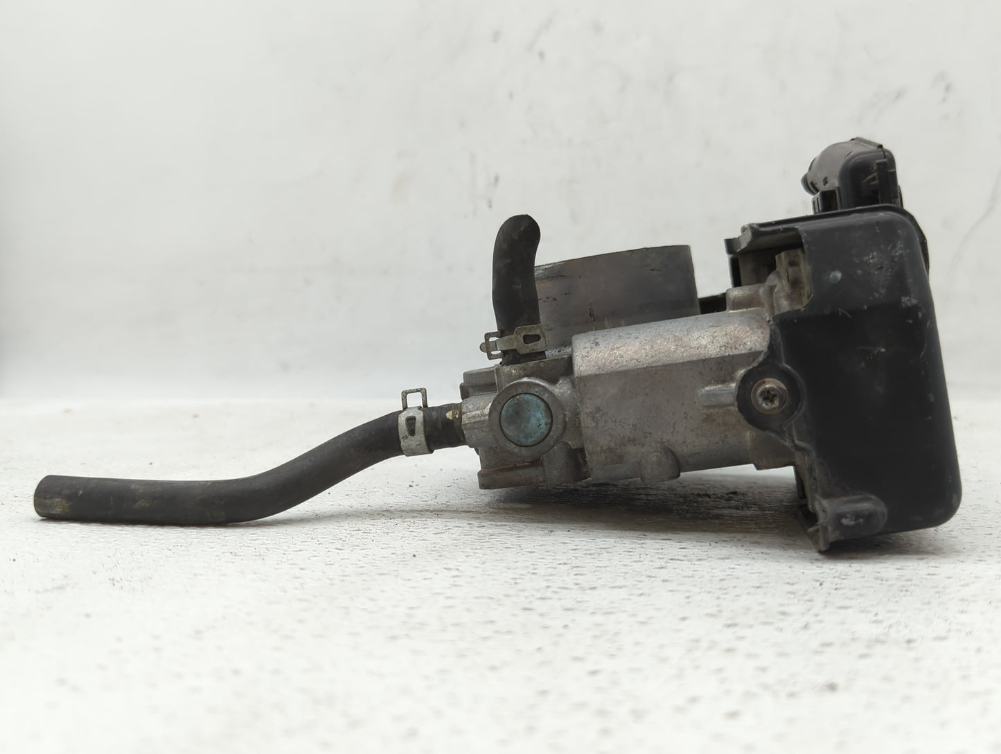 2013-2017 Honda Accord Throttle Body P/N:GMF4A Fits Fits 2013 2014 2015 2016 2017 2018 2019 2020 2021 2022 OEM Used Auto Par
