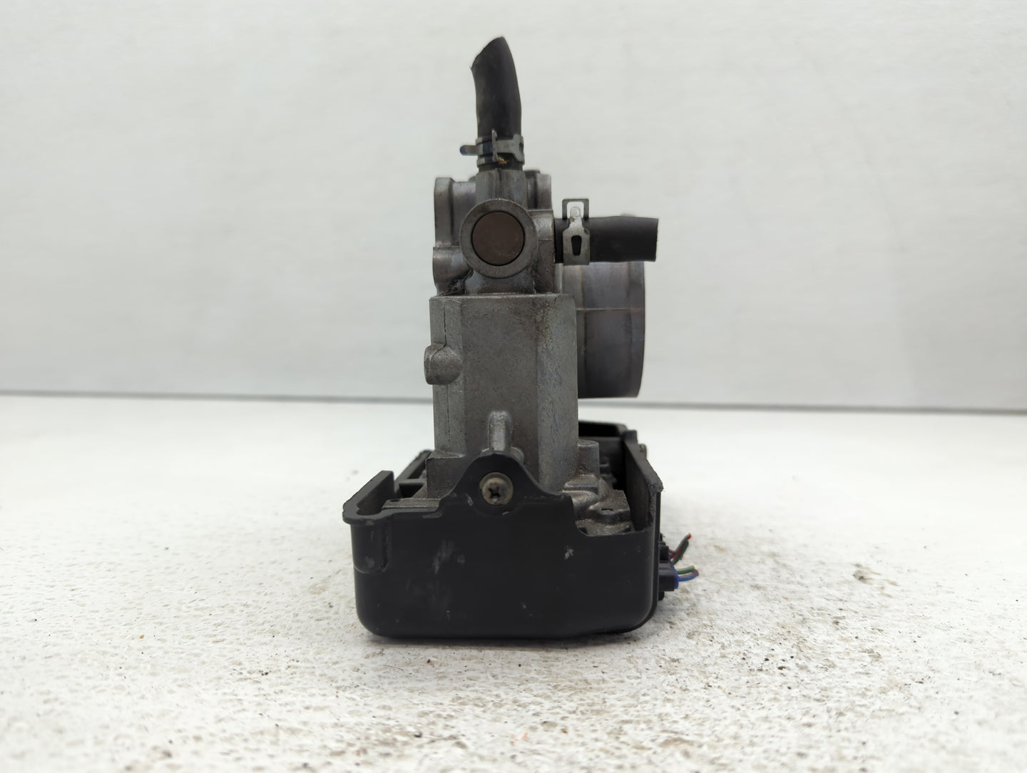 2013-2017 Honda Accord Throttle Body P/N:U38493120925 Fits Fits 2013 2014 2015 2016 2017 2018 2019 2020 2021 2022 OEM Used A
