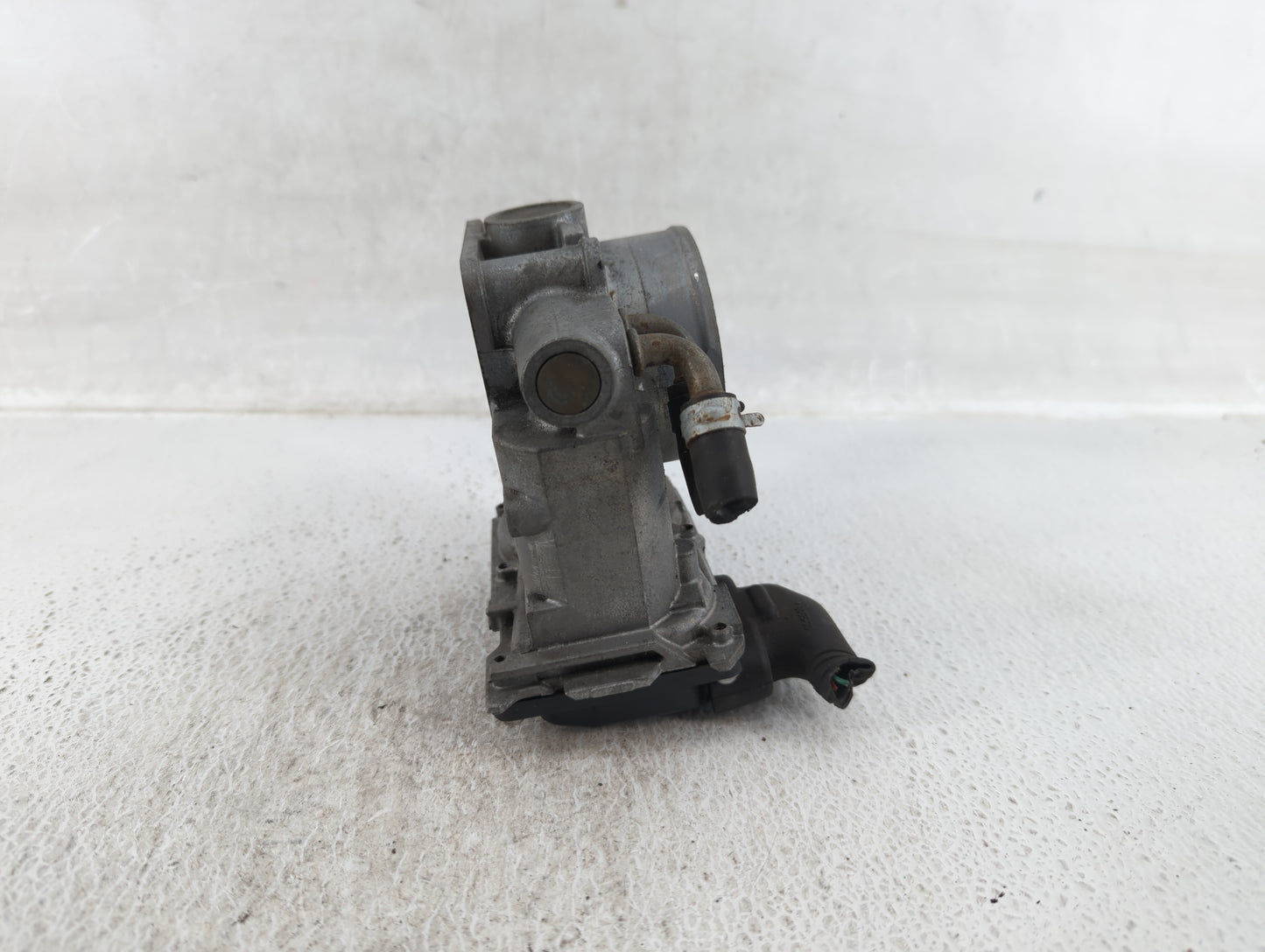 2013-2017 Honda Accord Throttle Body Fits Fits 2013 2014 2015 2016 2017 2018 OEM Used Auto Parts - Oemusedautoparts1.com