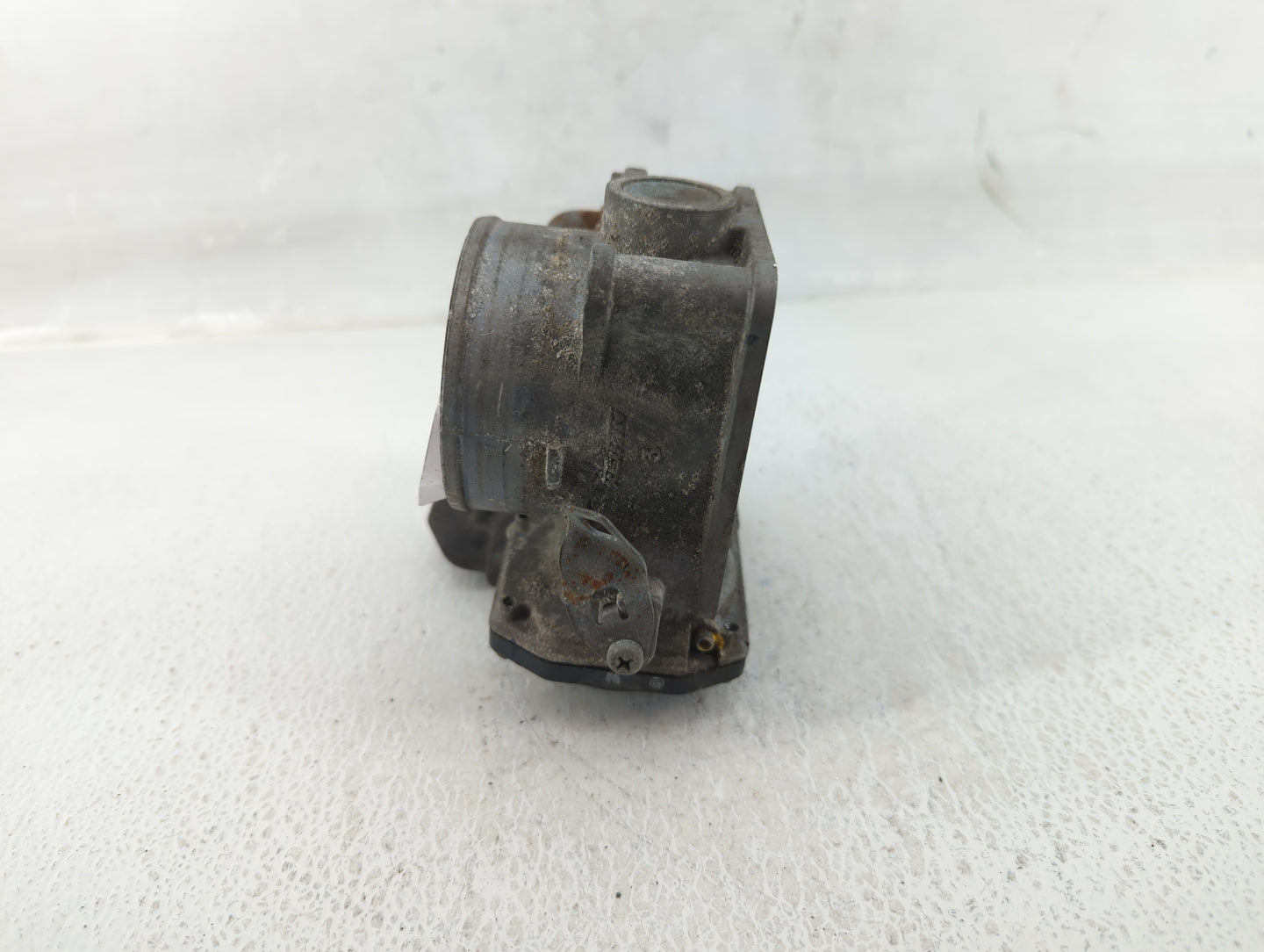2013-2017 Honda Accord Throttle Body P/N:U38393021759 Fits Fits 2013 2014 2015 2016 2017 2018 OEM Used Auto Parts - Oemuseda