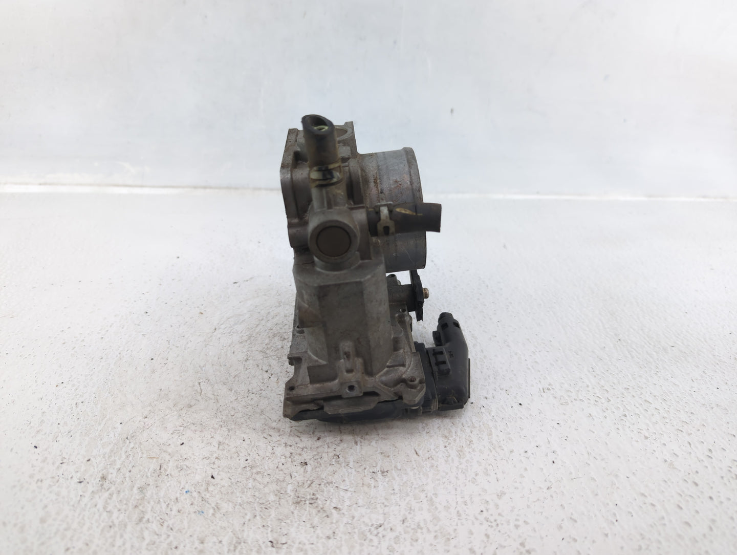 2013-2017 Honda Accord Throttle Body P/N:U38493027356 Fits Fits 2013 2014 2015 2016 2017 2018 2019 2020 2021 2022 OEM Used A