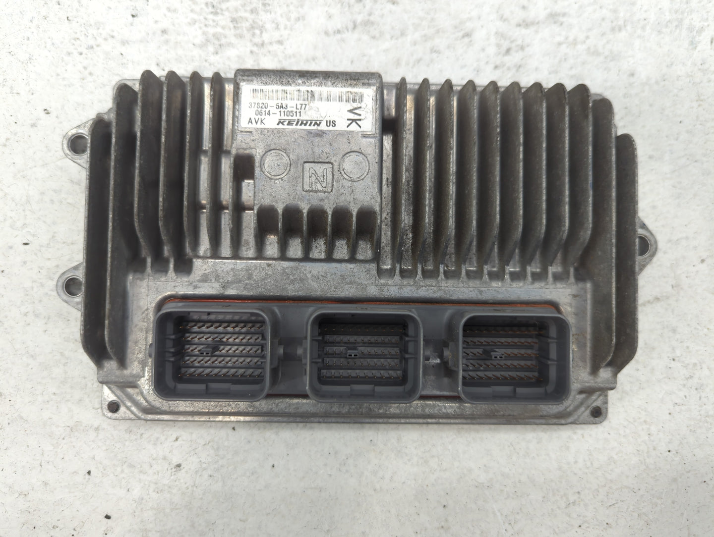 2013 Honda Accord PCM Engine Control Computer ECU ECM PCU OEM P/N:0614-110511 Fits OEM Used Auto Parts - Oemusedautoparts1.c