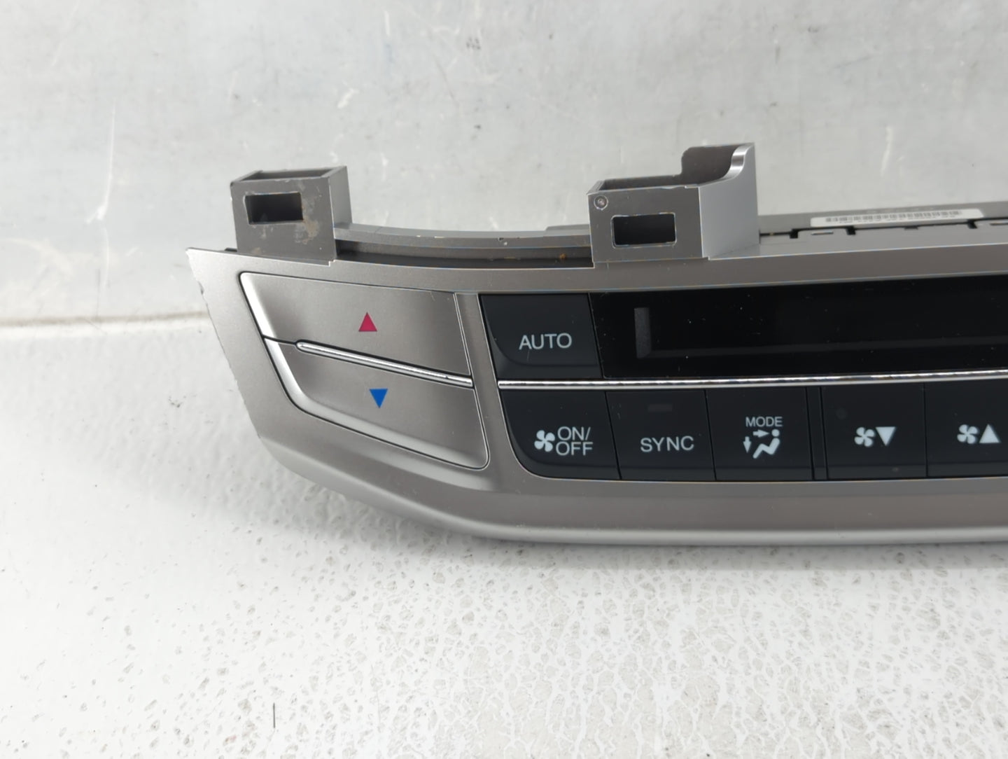 2013-2015 Honda Accord Climate Control Module Temperature AC/Heater Replacement P/N:20213214950 NH869L Fits Fits 2013 2014 2