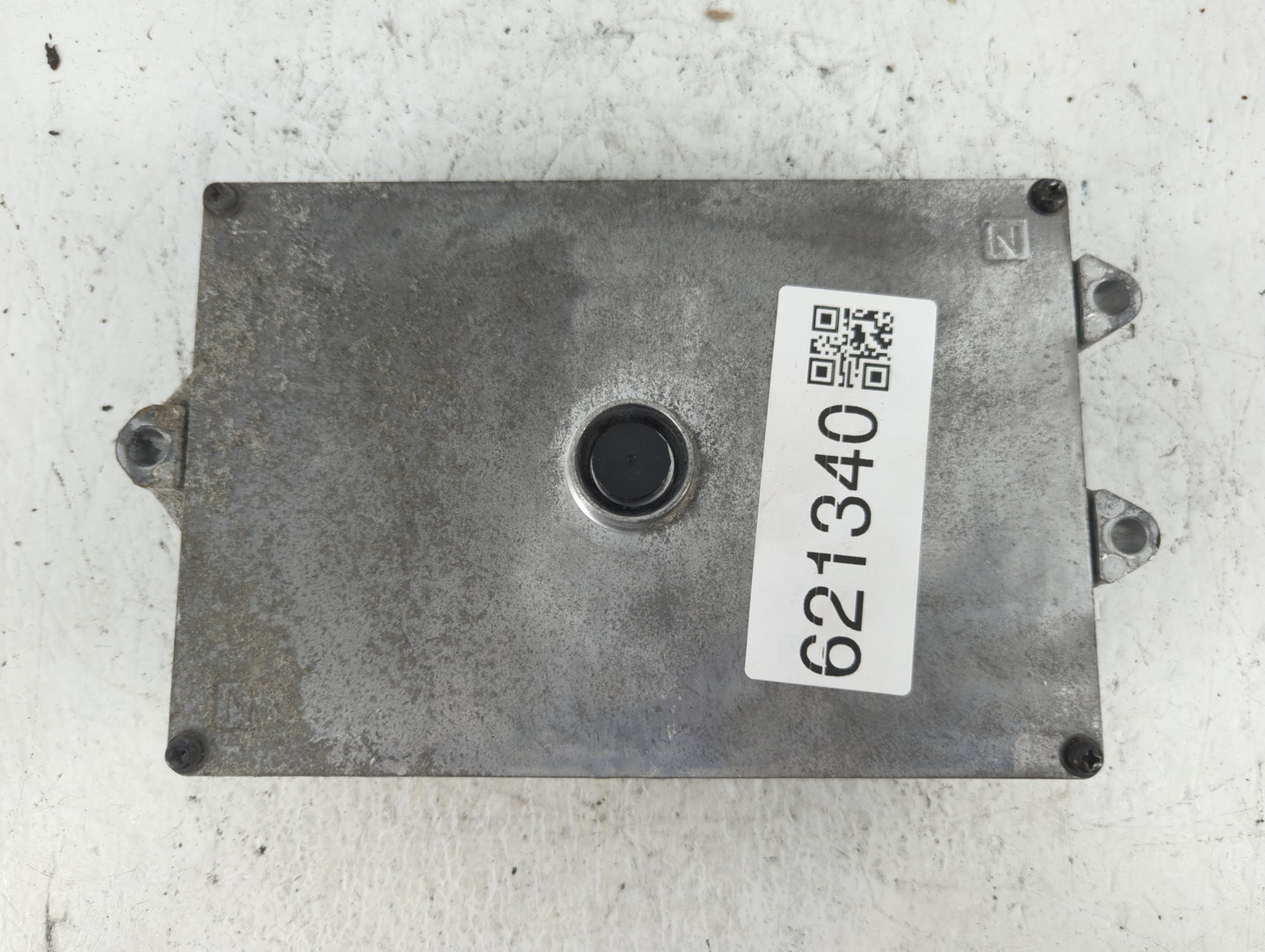 2013 Honda Accord PCM Engine Control Computer ECU ECM PCU OEM P/N:37820-5A2-A06 37820-5A2-A05 Fits OEM Used Auto Parts - Oem
