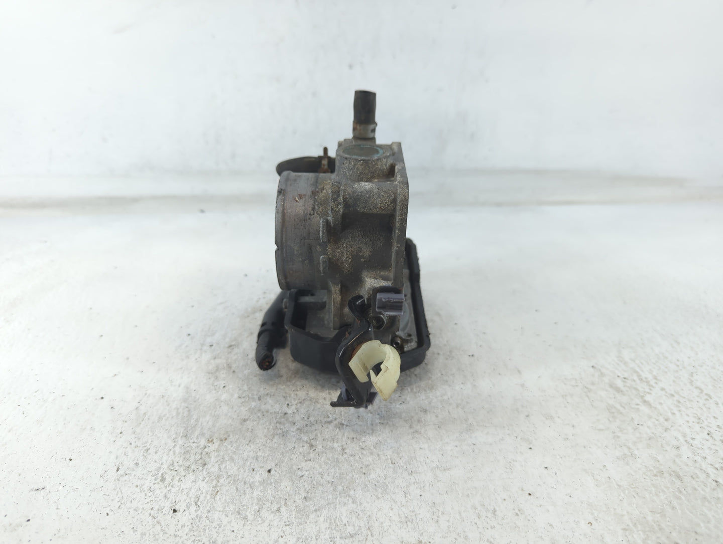 2013-2017 Honda Accord Throttle Body P/N:3MF4A Fits Fits 2013 2014 2015 2016 2017 2018 2019 2020 2021 2022 OEM Used Auto Par