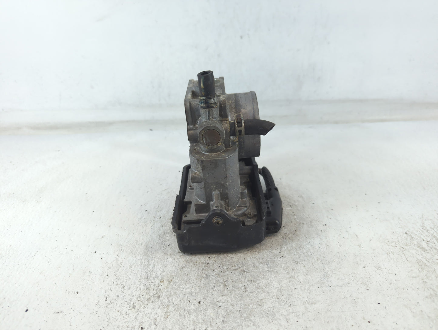 2013-2017 Honda Accord Throttle Body P/N:3MF4A Fits Fits 2013 2014 2015 2016 2017 2018 2019 2020 2021 2022 OEM Used Auto Par