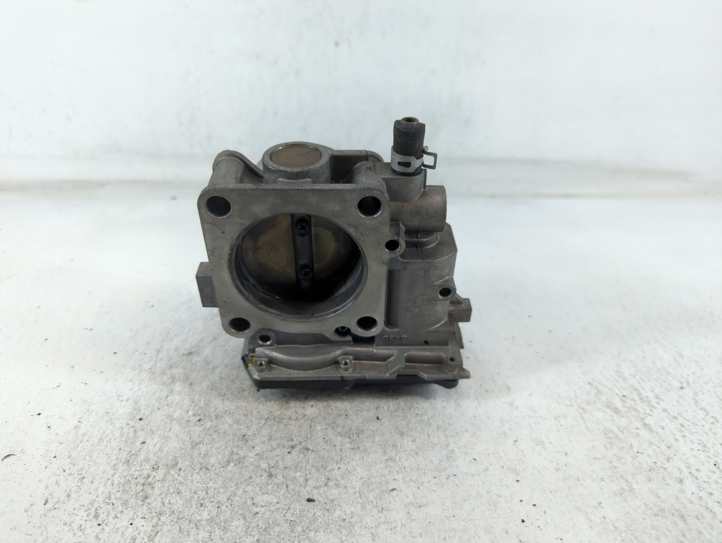2013-2017 Honda Accord Throttle Body P/N:GMF4A Fits Fits 2013 2014 2015 2016 2017 2018 2019 2020 2021 2022 OEM Used Auto Par