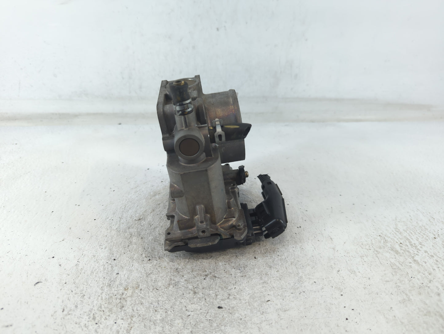 2013-2017 Honda Accord Throttle Body P/N:GMF4A Fits Fits 2013 2014 2015 2016 2017 2018 2019 2020 2021 2022 OEM Used Auto Par