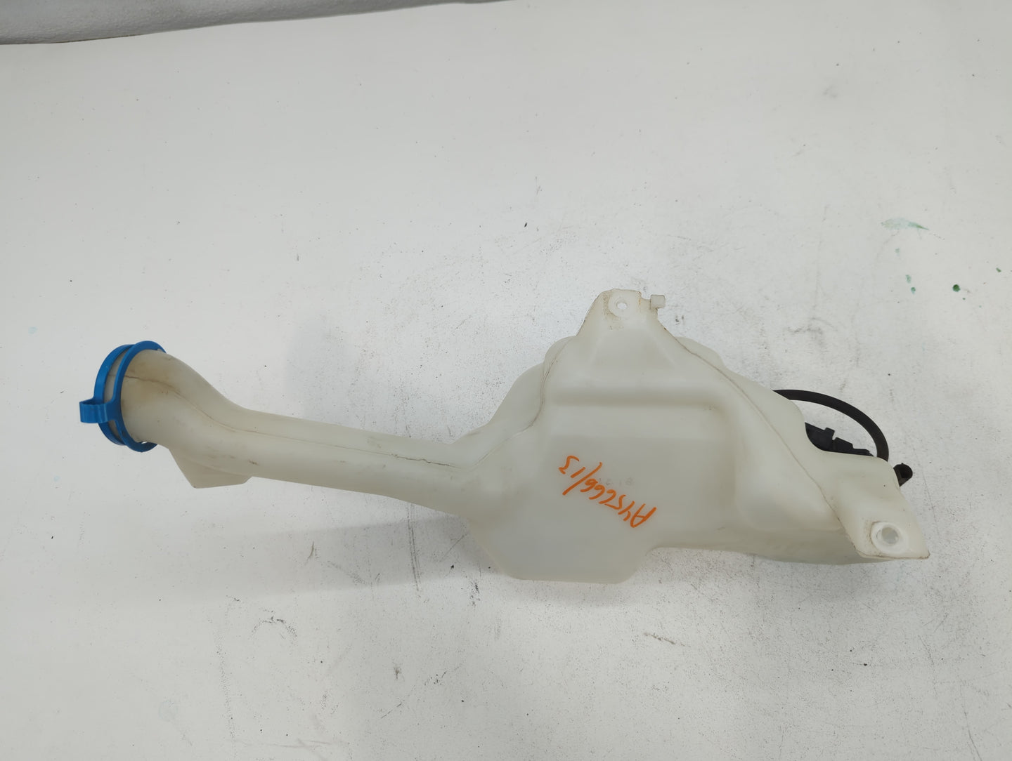 2013-2017 Honda Accord Windshield Washer Fluid Reservoir Bottle Oem - Oemusedautoparts1.com