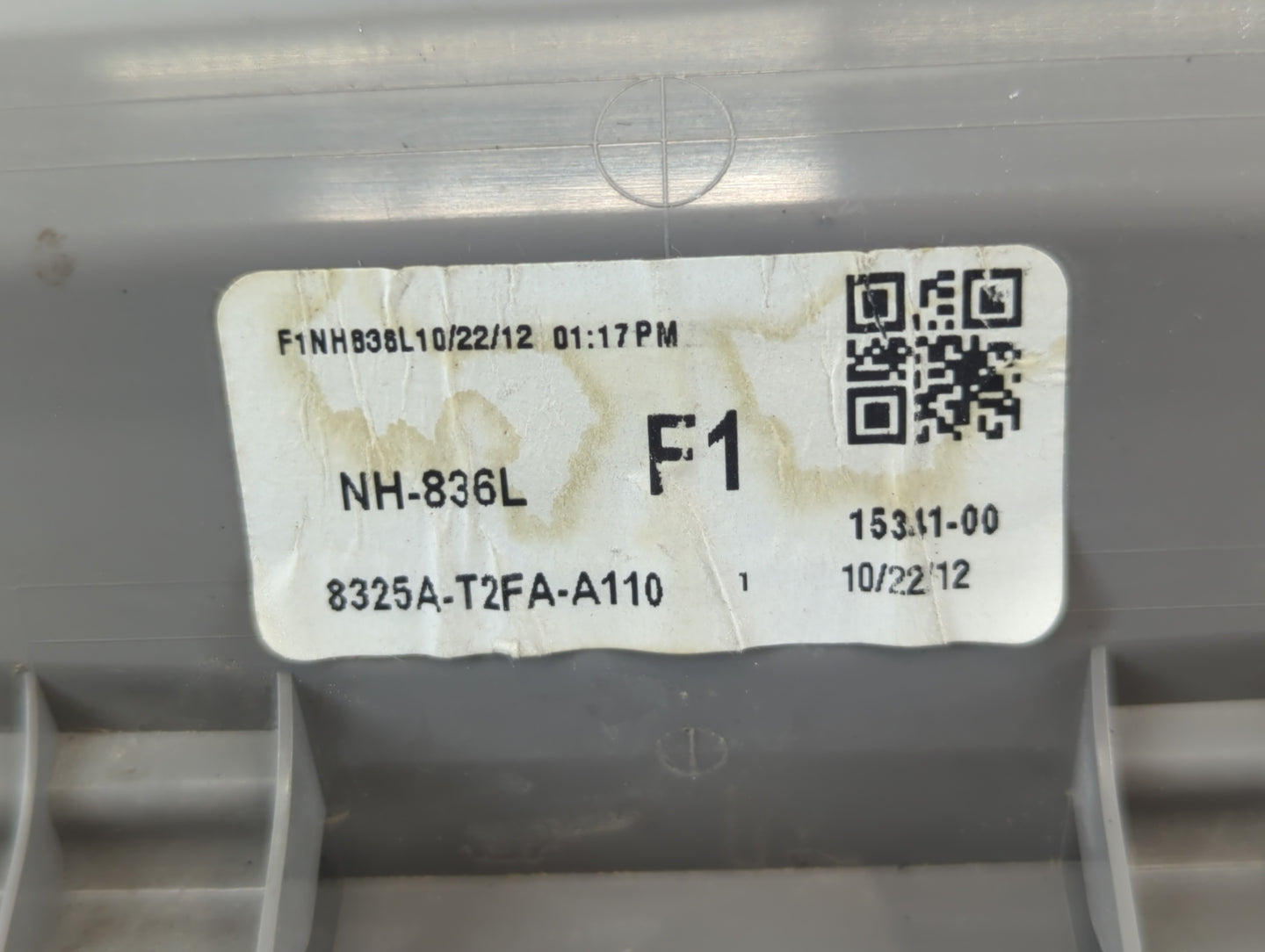 2013 Honda Accord Overhead Roof Console 707072 - Oemusedautoparts1.com