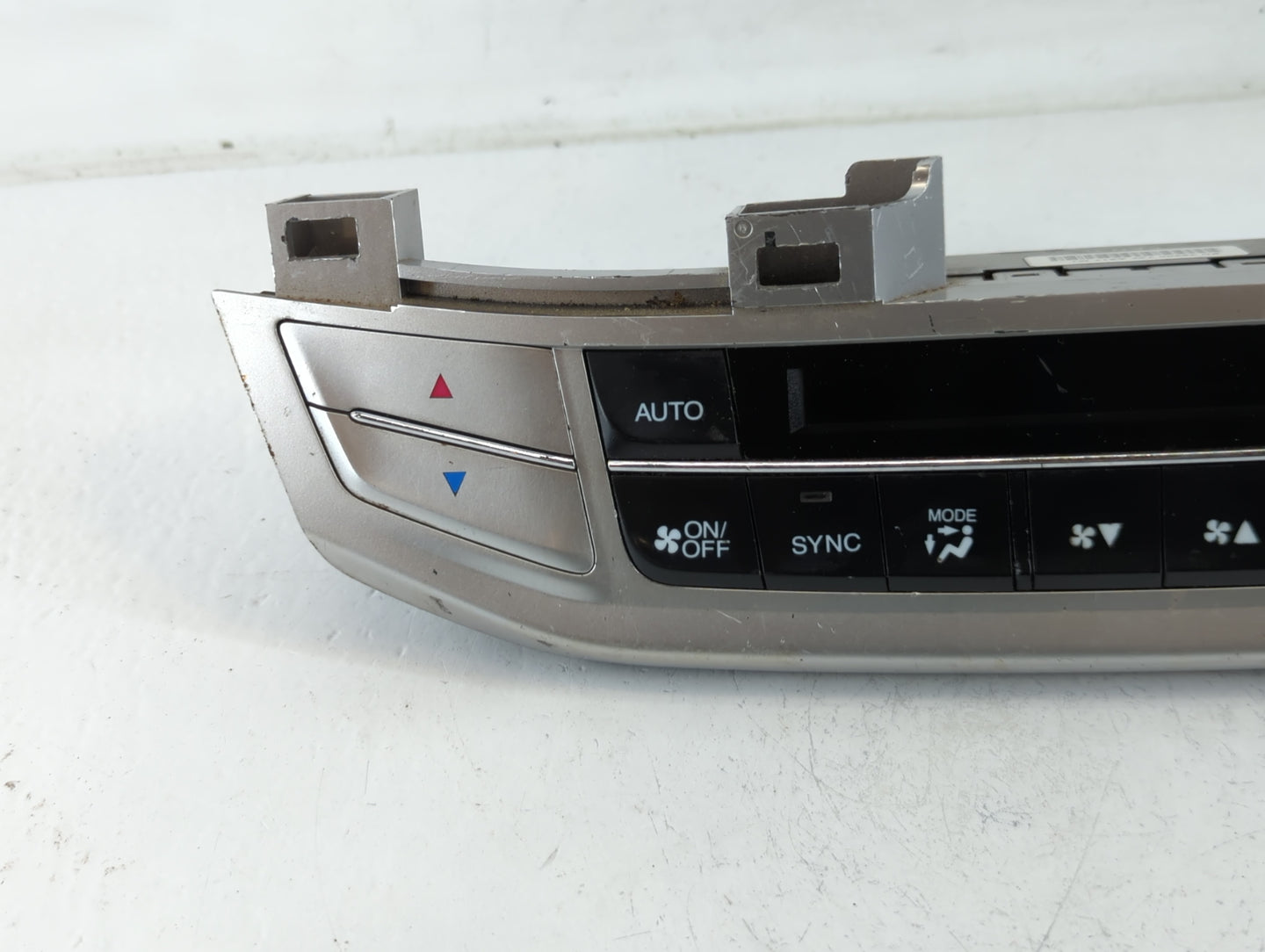 2013-2015 Honda Accord Climate Control Module Temperature AC/Heater Replacement P/N:NH869L 17013202456 Fits Fits 2013 2014 2