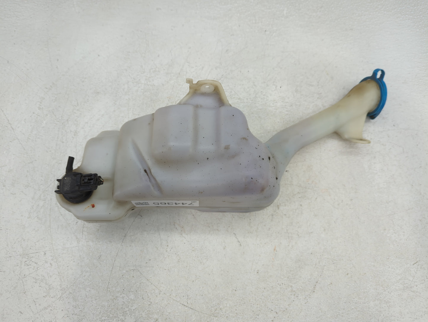 2013-2017 Honda Accord Windshield Washer Fluid Reservoir Bottle Oem - Oemusedautoparts1.com