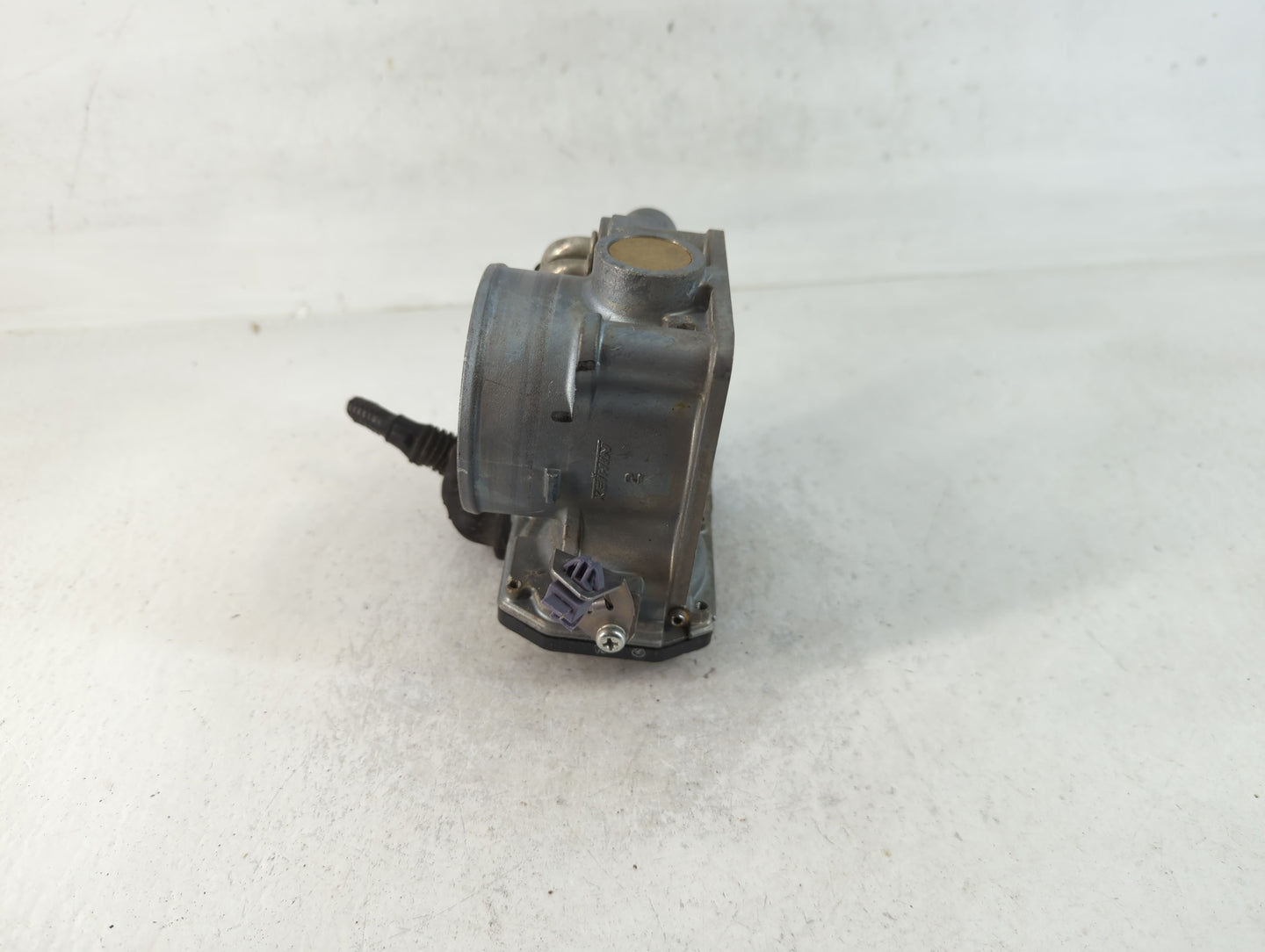 2013-2017 Honda Accord Throttle Body P/N:GMF5A Fits Fits 2013 2014 2015 2016 2017 2018 OEM Used Auto Parts - Oemusedautopart