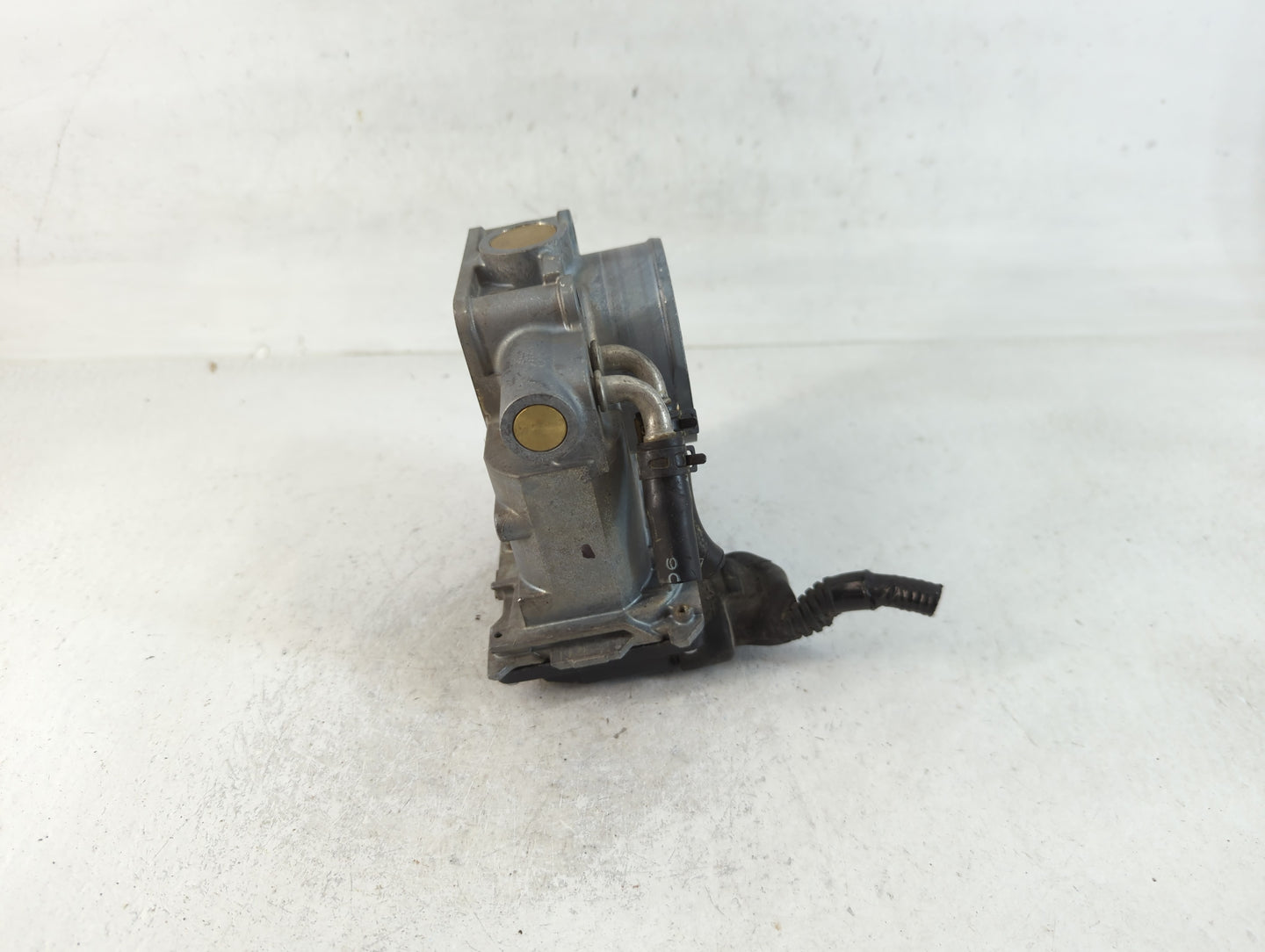 2013-2017 Honda Accord Throttle Body P/N:GMF5A Fits Fits 2013 2014 2015 2016 2017 2018 OEM Used Auto Parts - Oemusedautopart