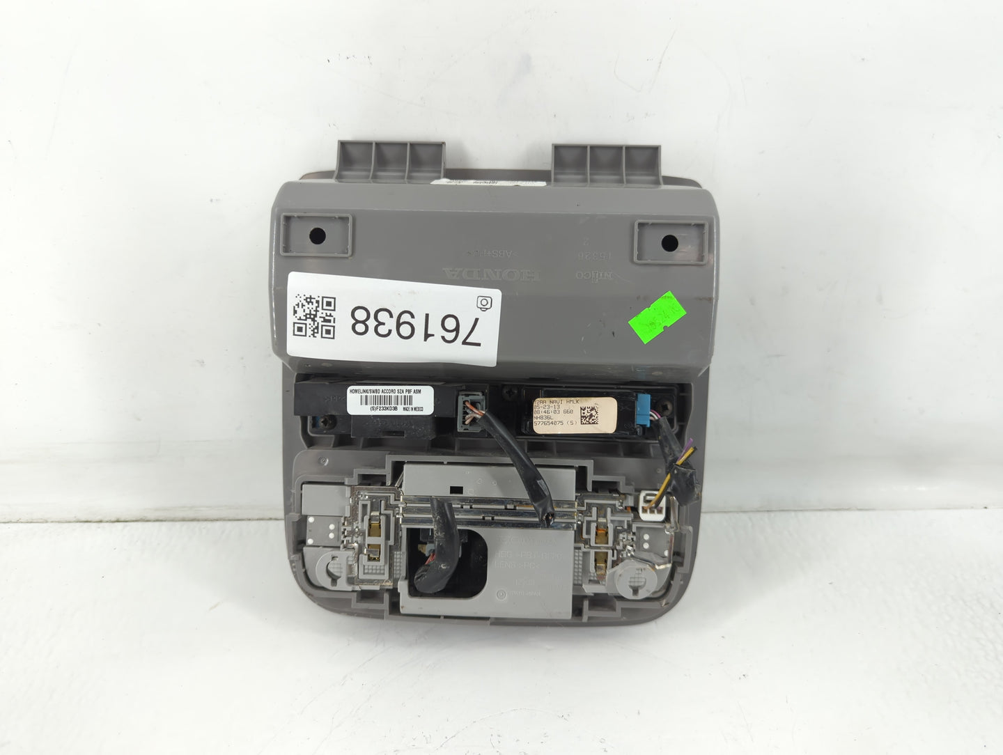 2013 Honda Accord Overhead Roof Console 761938 - Oemusedautoparts1.com