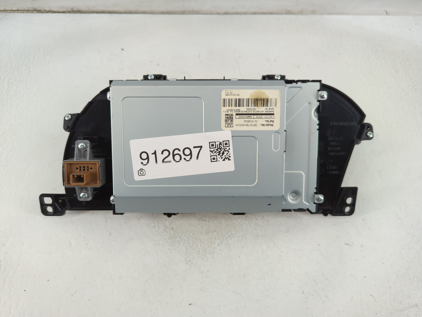 2013 Honda Accord Instrument Cluster Speedometer Gauges P/N:39710-T2A-A010-M1 BJ1201061 Miles: Fits OEM Used Auto Parts - Oe