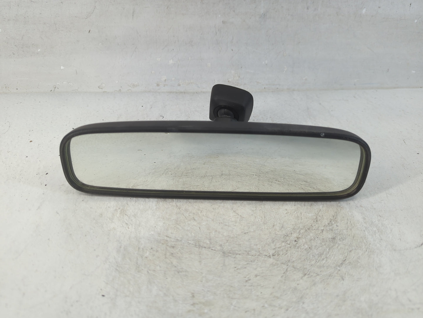 2013-2017 Honda Accord Interior Rear View Mirror Replacement OEM P/N:E4032197 Fits OEM Used Auto Parts - Oemusedautoparts1.c