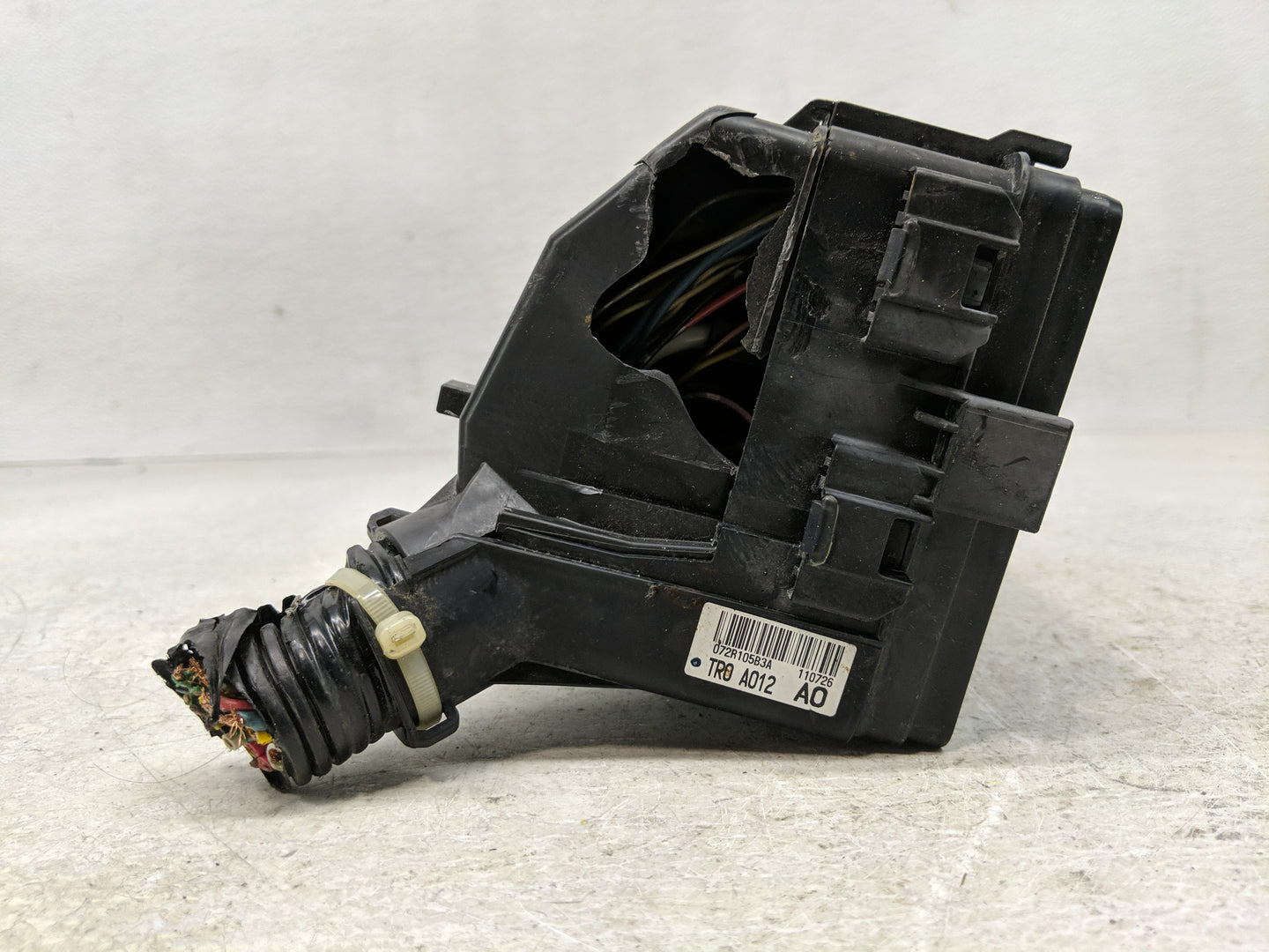 2012-2015 Honda Civic Fusebox Fuse Box Panel Relay Module P/N:TR0 A012 Fits Fits 2012 2013 2014 2015 OEM Used Auto Parts - O