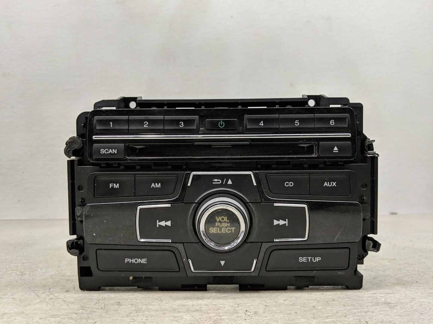 2013-2015 Honda Civic Radio AM FM Cd Player Receiver Replacement P/N:39100-TR3-A314-M1 Fits Fits 2013 2014 2015 OEM Used Aut