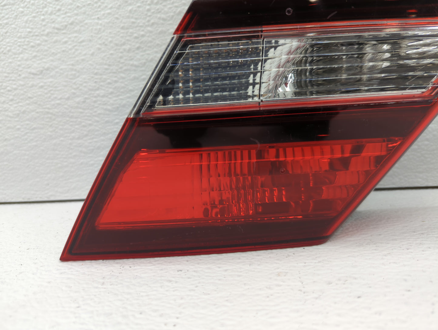 2013-2015 Honda Civic Tail Light Assembly Passenger Right OEM P/N:UG14CX Fits Fits 2013 2014 2015 OEM Used Auto Parts - Oemu