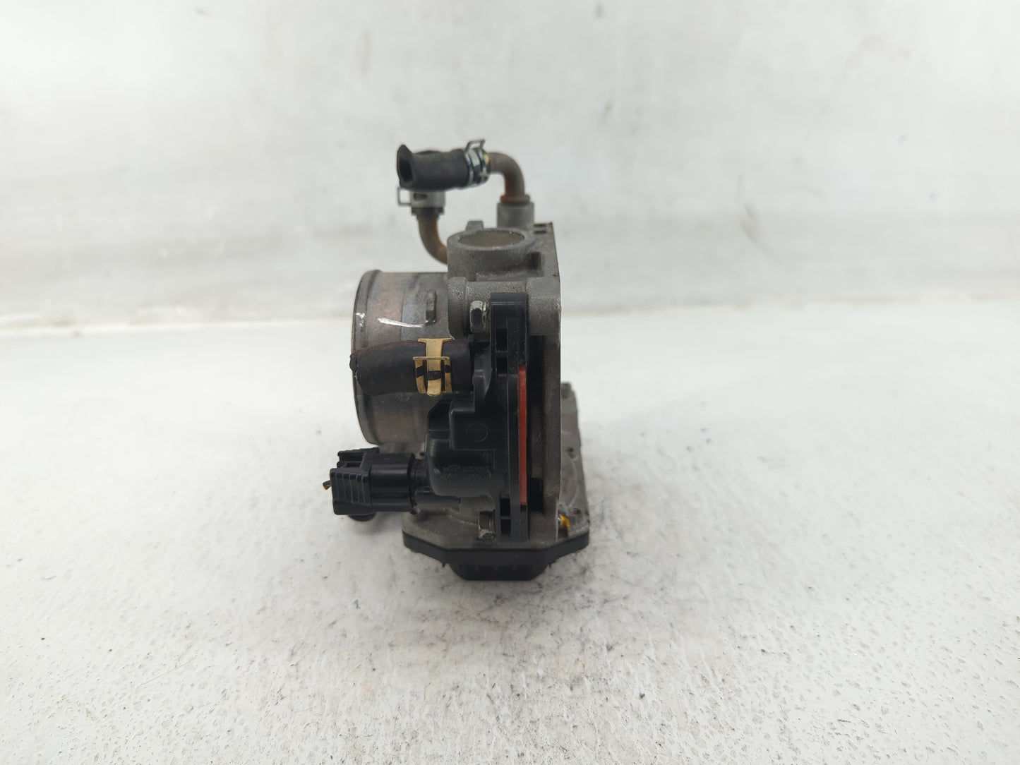 2012-2015 Honda Civic Throttle Body P/N:GMF3B Fits Fits 2012 2013 2014 2015 2016 2017 2018 2019 2020 2021 2022 OEM Used Auto