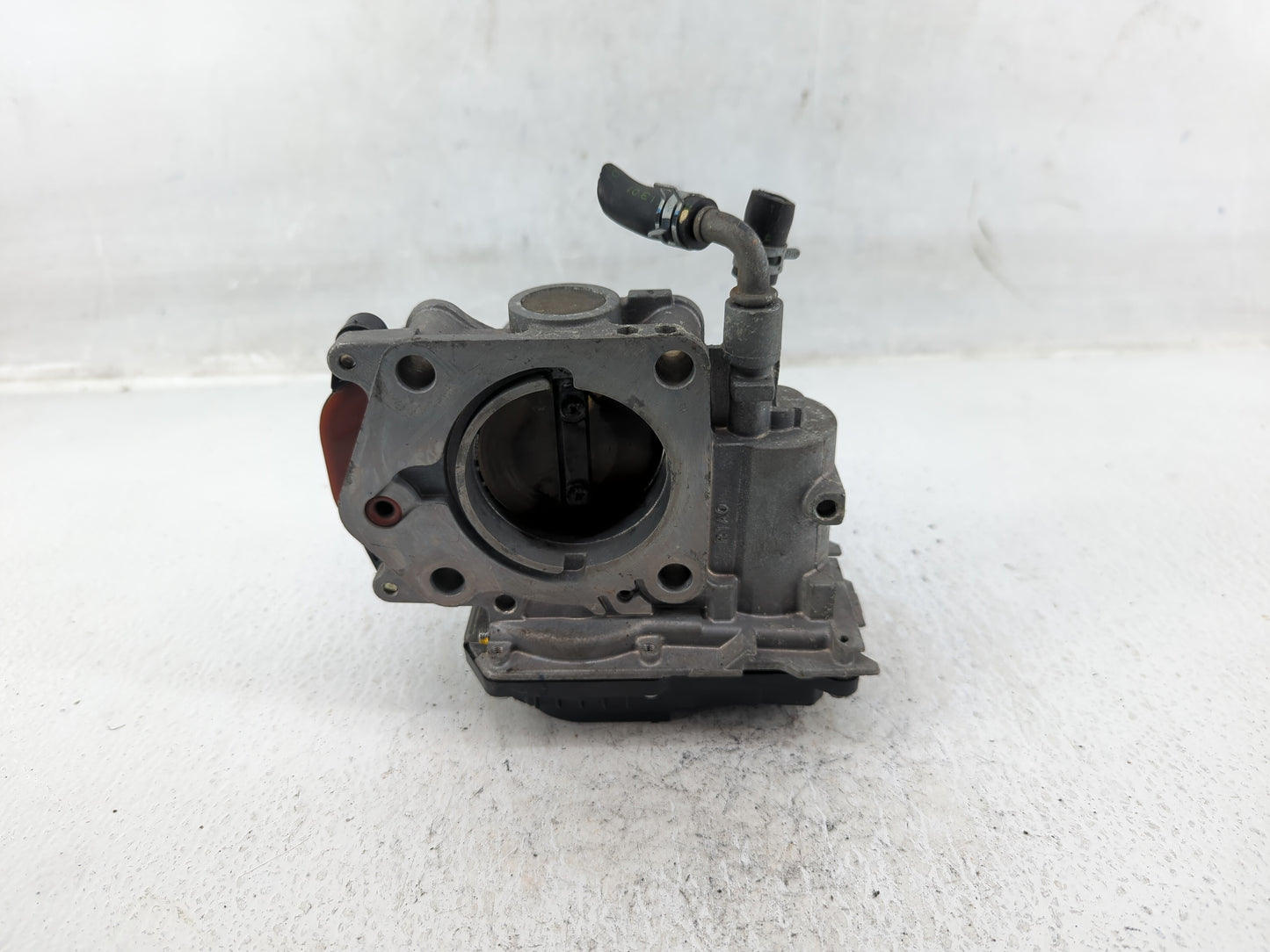 2012-2015 Honda Civic Throttle Body P/N:GMF3B Fits Fits 2012 2013 2014 2015 2016 2017 2018 2019 2020 2021 2022 OEM Used Auto