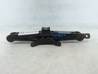 compare product 2013 Honda Civic Spare Scissor Car Jack 689999