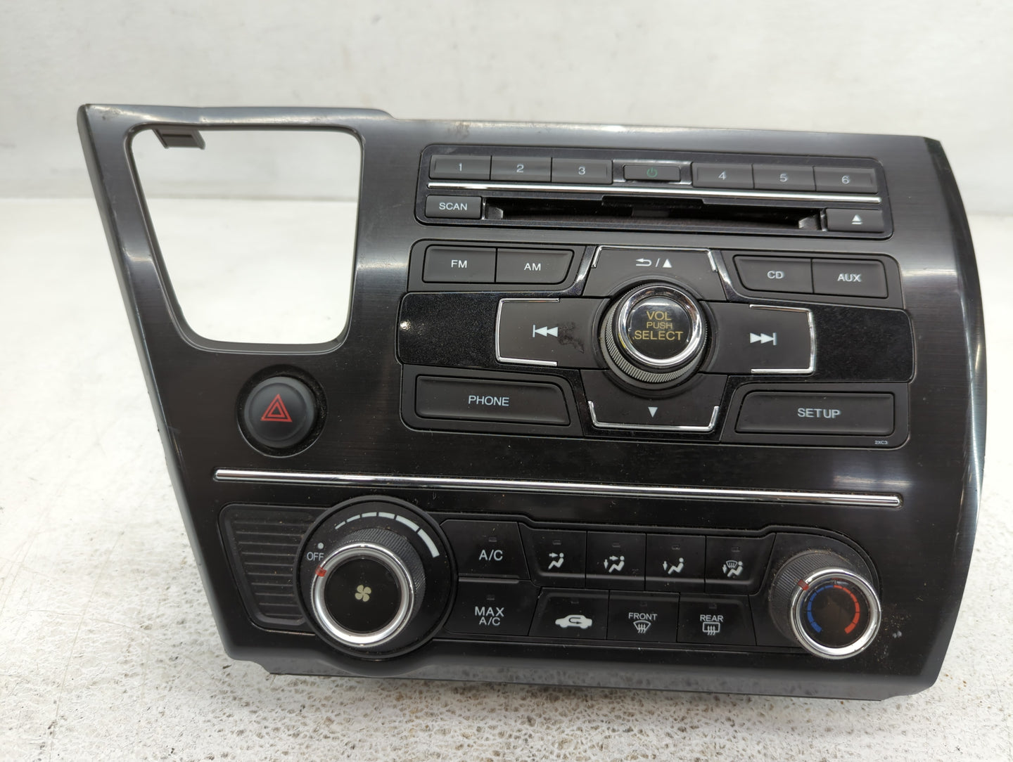 Honda Civic Am Fm Cd Player Radio Receiver - Oemusedautoparts1.com