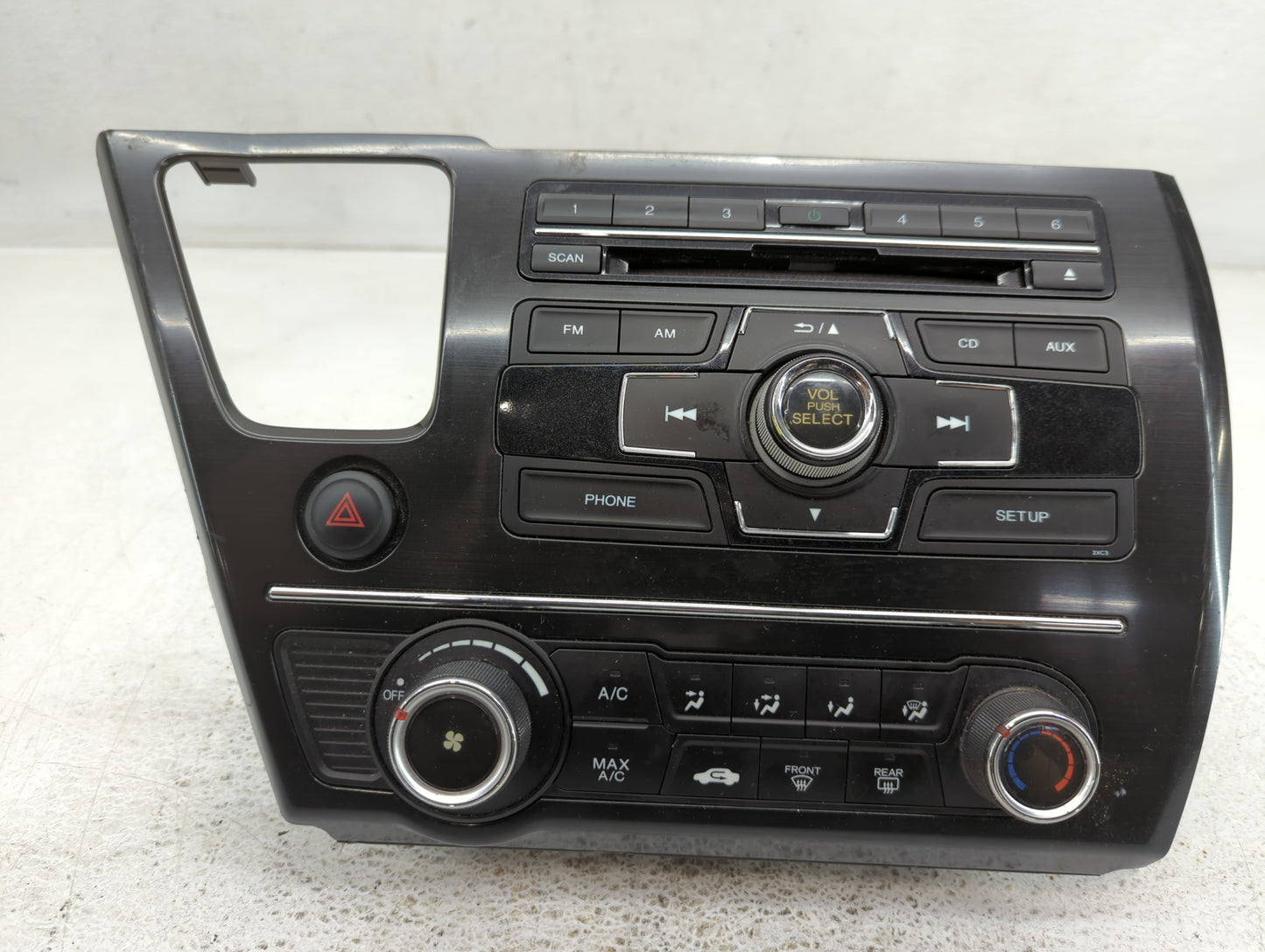 Honda Civic Am Fm Cd Player Radio Receiver - Oemusedautoparts1.com