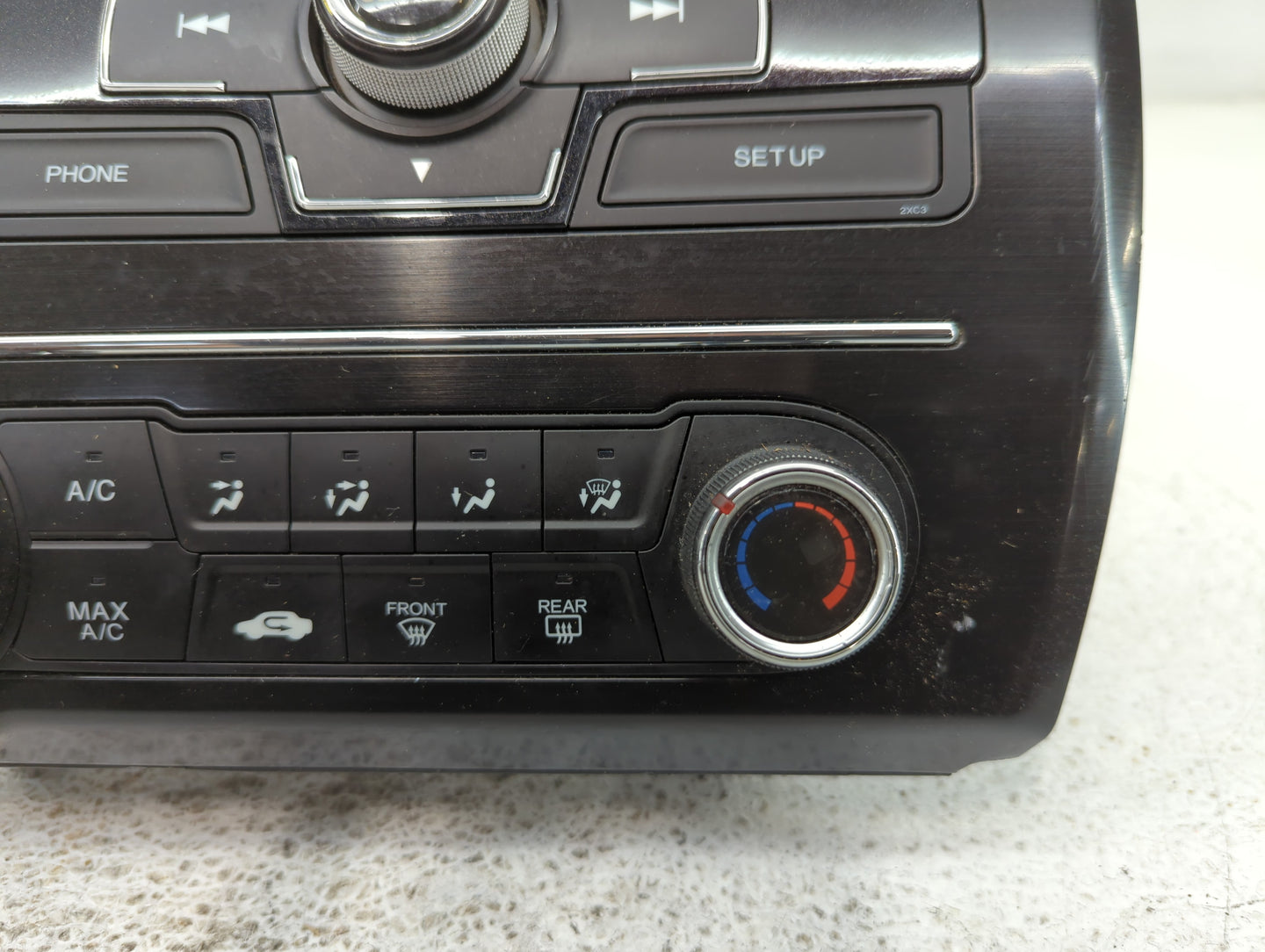Honda Civic Am Fm Cd Player Radio Receiver - Oemusedautoparts1.com