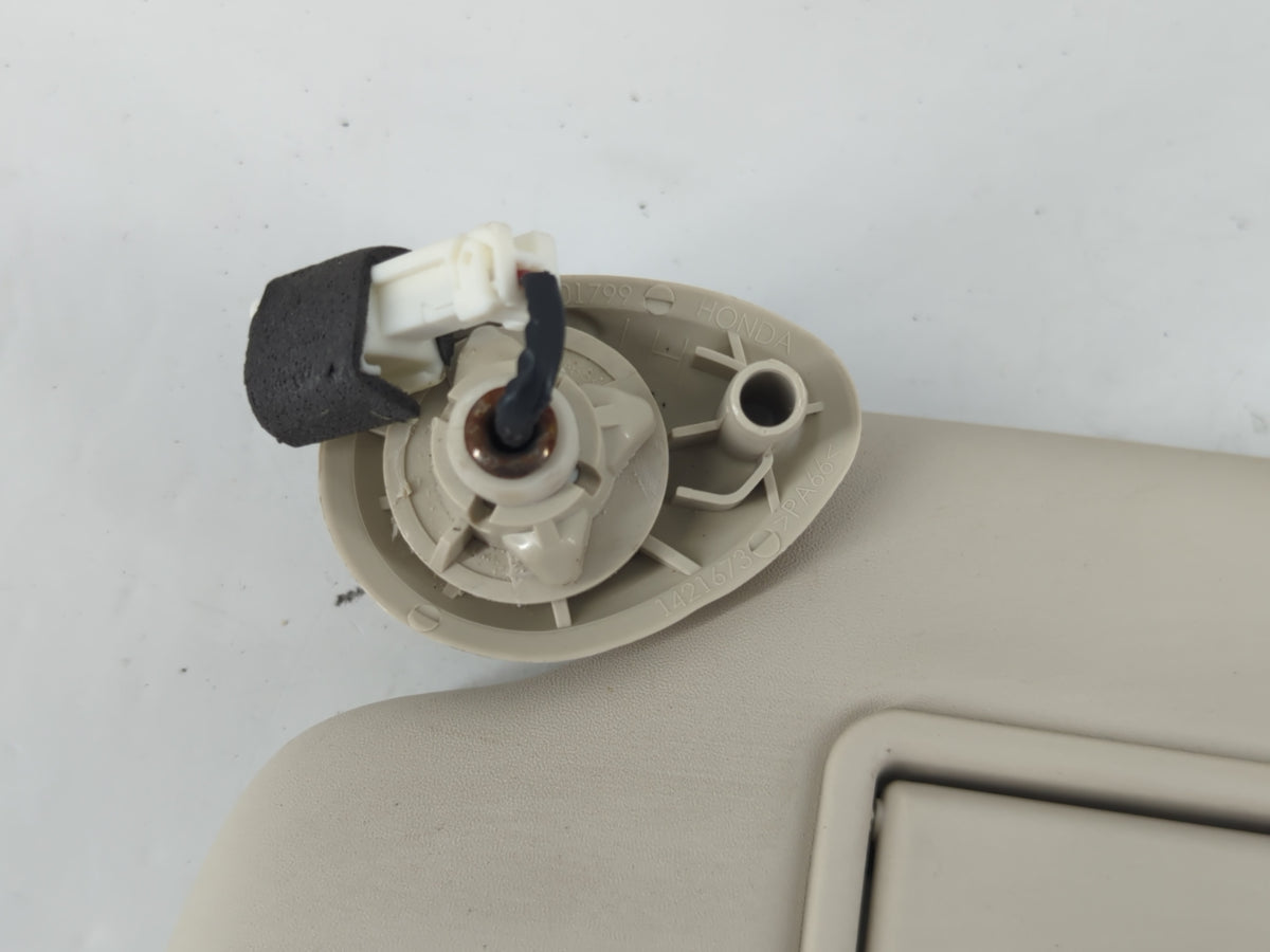 2012-2014 Honda Cr-V Sun Visor Shade Replacement Driver Left Mirror Fits Fits 2012 2013 2014 OEM Used Auto Parts - Oemusedau