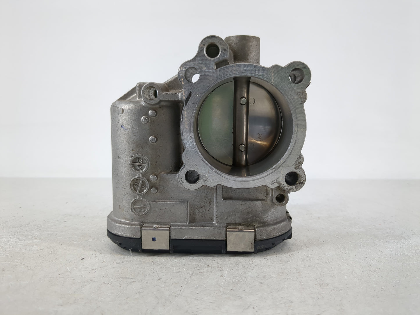 2010-2014 Honda Cr-V Throttle Body P/N:7S7G-9F991-CA Fits Fits 2010 2011 2012 2013 2014 2015 OEM Used Auto Parts - Oemusedau
