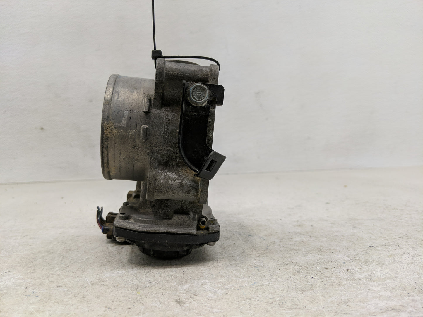 2010-2013 Honda Cr-V Throttle Body P/N:1430 04Q25 Fits Fits 2010 2011 2012 2013 2014 OEM Used Auto Parts - Oemusedautoparts1