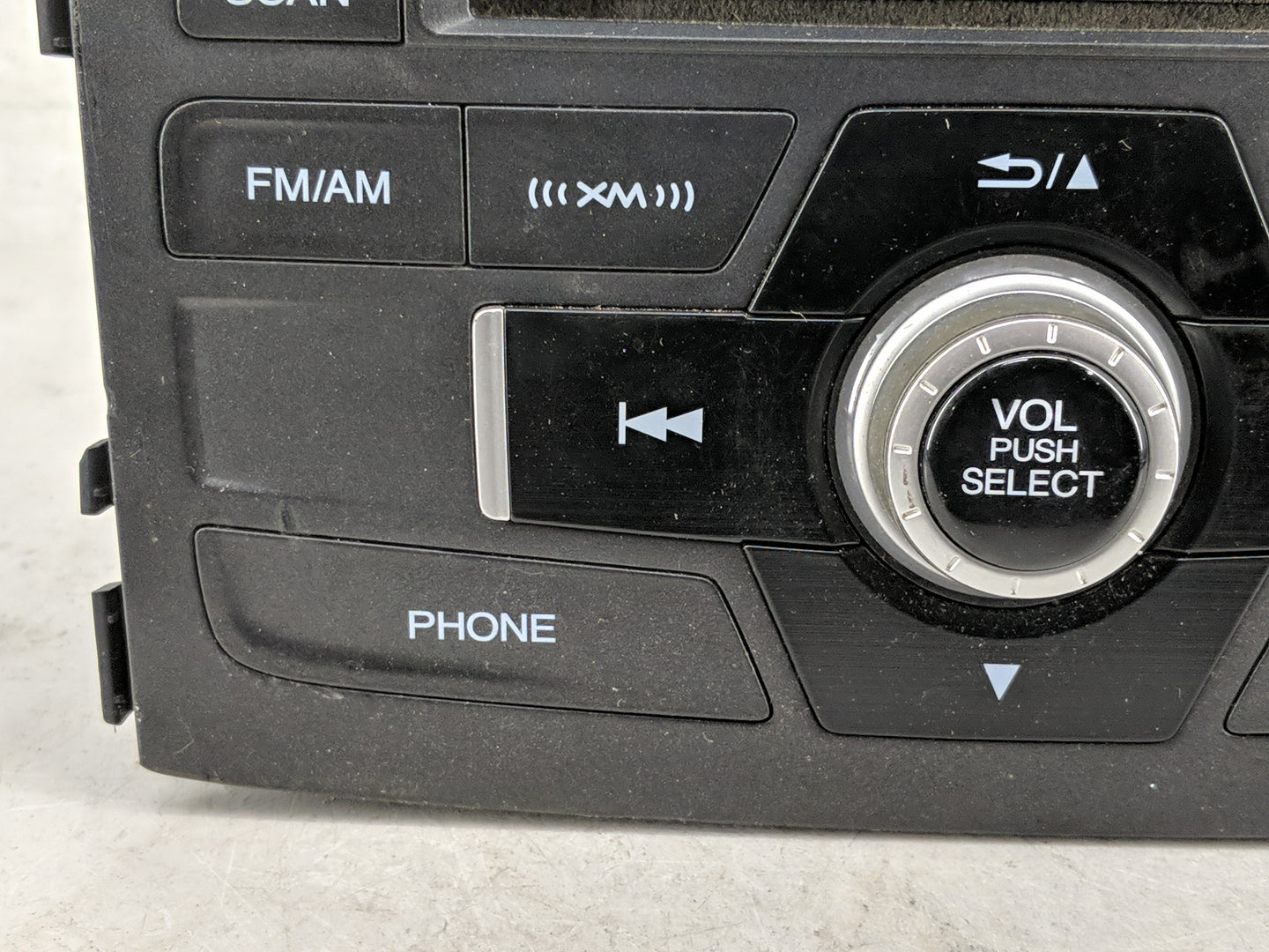 2012-2014 Honda Cr-V Radio AM FM Cd Player Receiver Replacement P/N:39100-T0A-A213-M1 Fits Fits 2012 2013 2014 OEM Used Auto