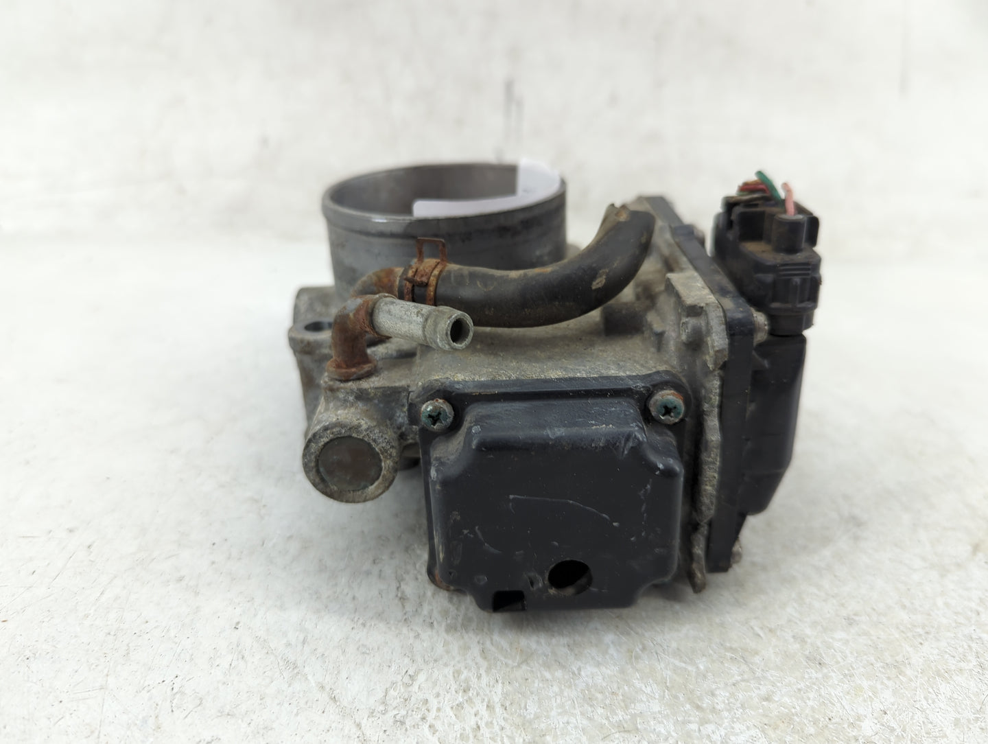 2010-2013 Honda Cr-V Throttle Body P/N:GMD7E Fits Fits 2010 2011 2012 2013 2014 OEM Used Auto Parts - Oemusedautoparts1.com