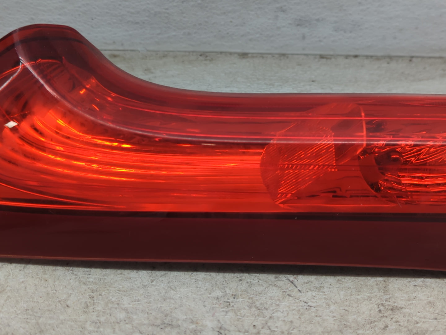 2012-2014 Honda Cr-V Tail Light Assembly Driver Left OEM Fits Fits 2012 2013 2014 OEM Used Auto Parts - Oemusedautoparts1.co