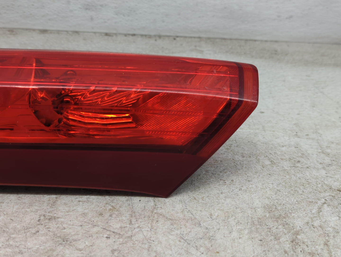 2012-2014 Honda Cr-V Tail Light Assembly Driver Left OEM Fits Fits 2012 2013 2014 OEM Used Auto Parts - Oemusedautoparts1.co