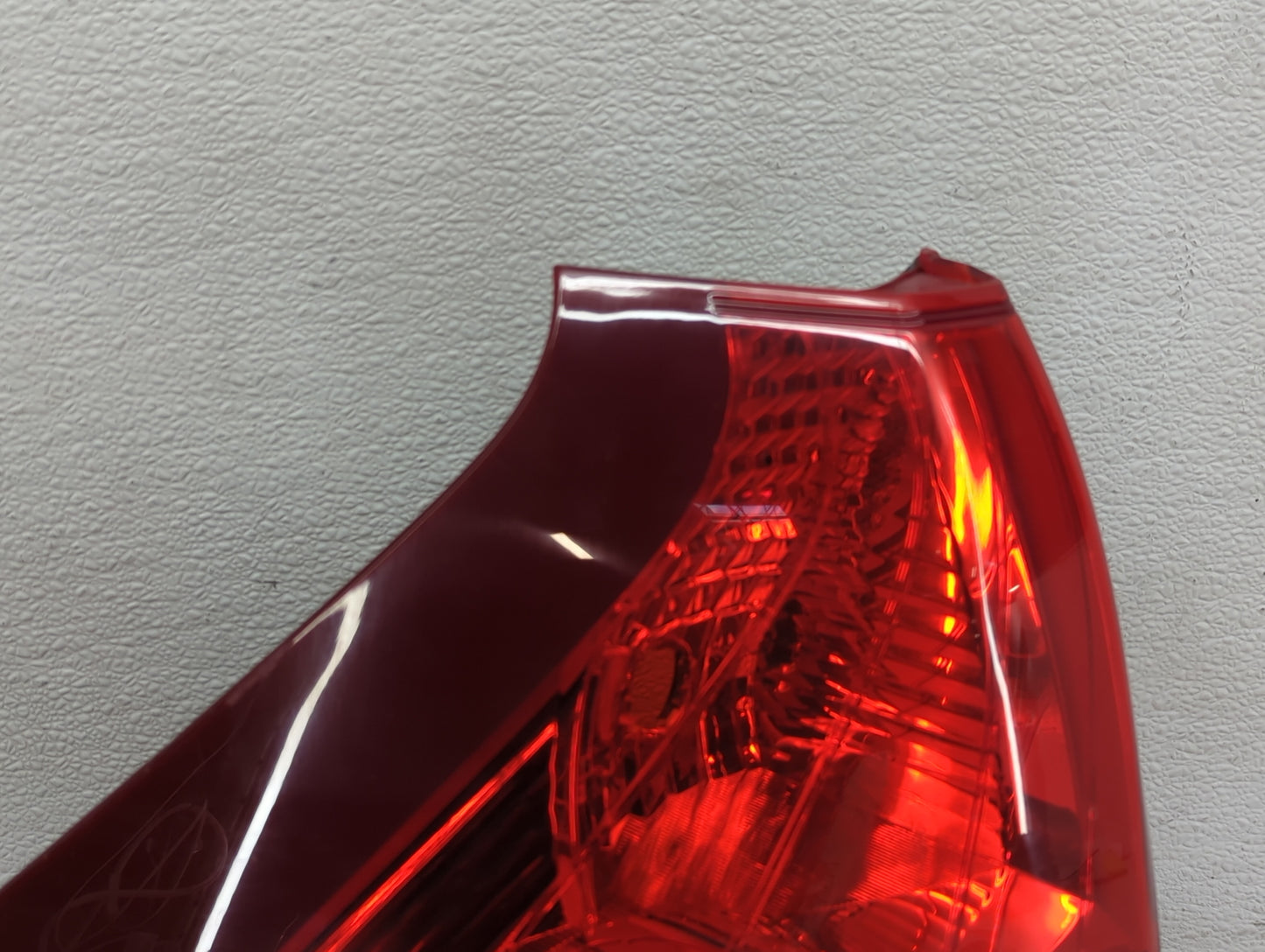2012-2014 Honda Cr-V Tail Light Assembly Driver Left OEM Fits Fits 2012 2013 2014 OEM Used Auto Parts - Oemusedautoparts1.co