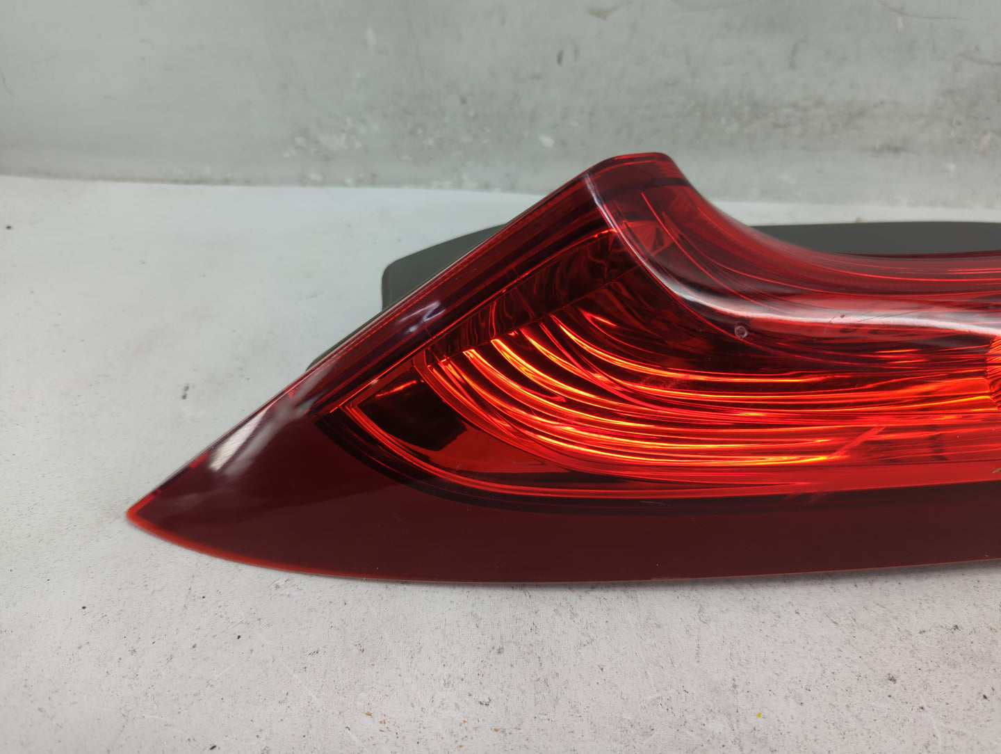 2012-2014 Honda Cr-V Tail Light Assembly Driver Left OEM Fits Fits 2012 2013 2014 OEM Used Auto Parts - Oemusedautoparts1.co