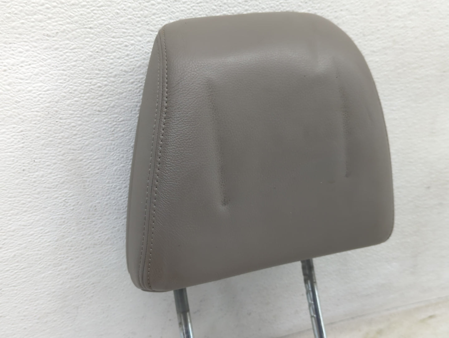 2012-2014 Honda Cr-V Headrest Head Rest Front Driver Passenger Seat Fits Fits 2012 2013 2014 OEM Used Auto Parts - Oemusedau
