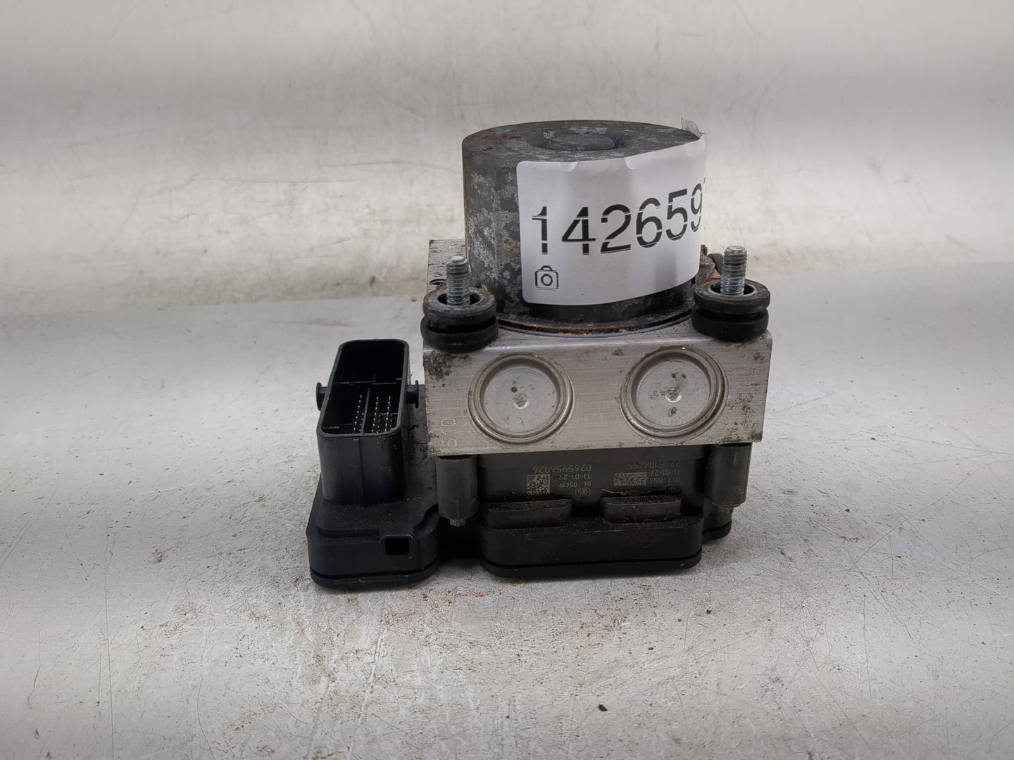 2012-2013 Honda Cr-V ABS Pump Control Module Replacement Fits Fits 2012 2013 OEM Used Auto Parts - Oemusedautoparts1.com