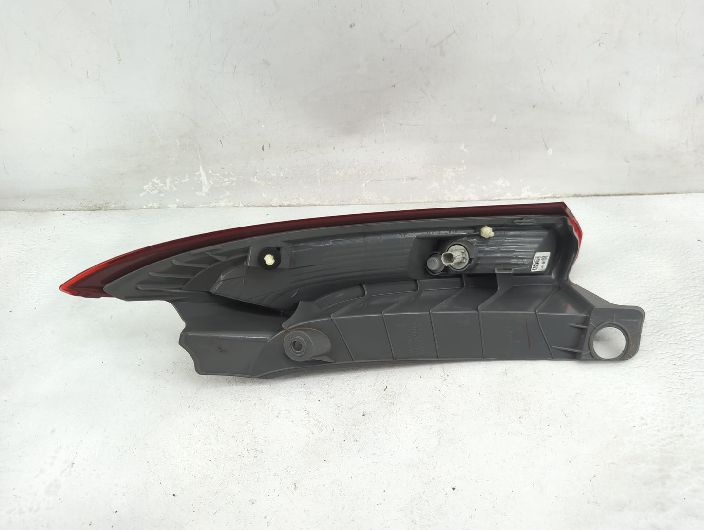 2012-2014 Honda Cr-v Driver Left Side Deck Lid Mounted Tail Light Red 1441353 - Oemusedautoparts1.com
