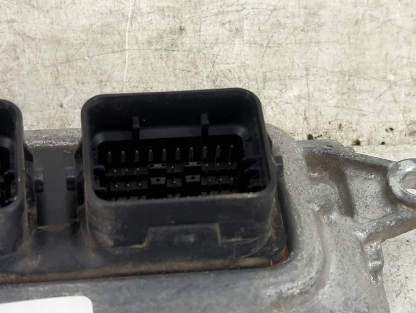 2012-2014 Honda Cr-V PCM Engine Control Computer ECU ECM PCU OEM P/N:37820-R5A-A86 Fits Fits 2012 2013 2014 OEM Used Auto Pa
