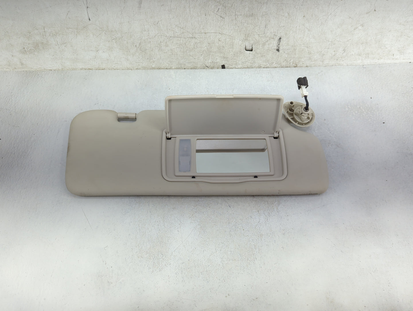 2012-2014 Honda Cr-V Sun Visor Shade Replacement Passenger Right Mirror Fits Fits 2012 2013 2014 OEM Used Auto Parts - Oemus