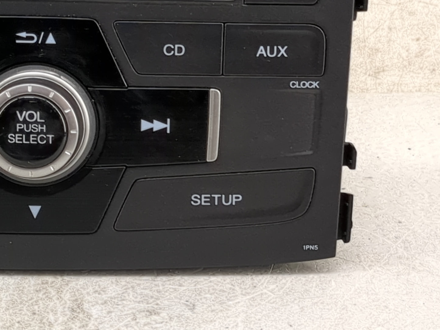 2012-2014 Honda Cr-V Radio AM FM Cd Player Receiver Replacement P/N:39100-T0A-A213-M1 CQ-JH71E7UT Fits Fits 2012 2013 2014 O