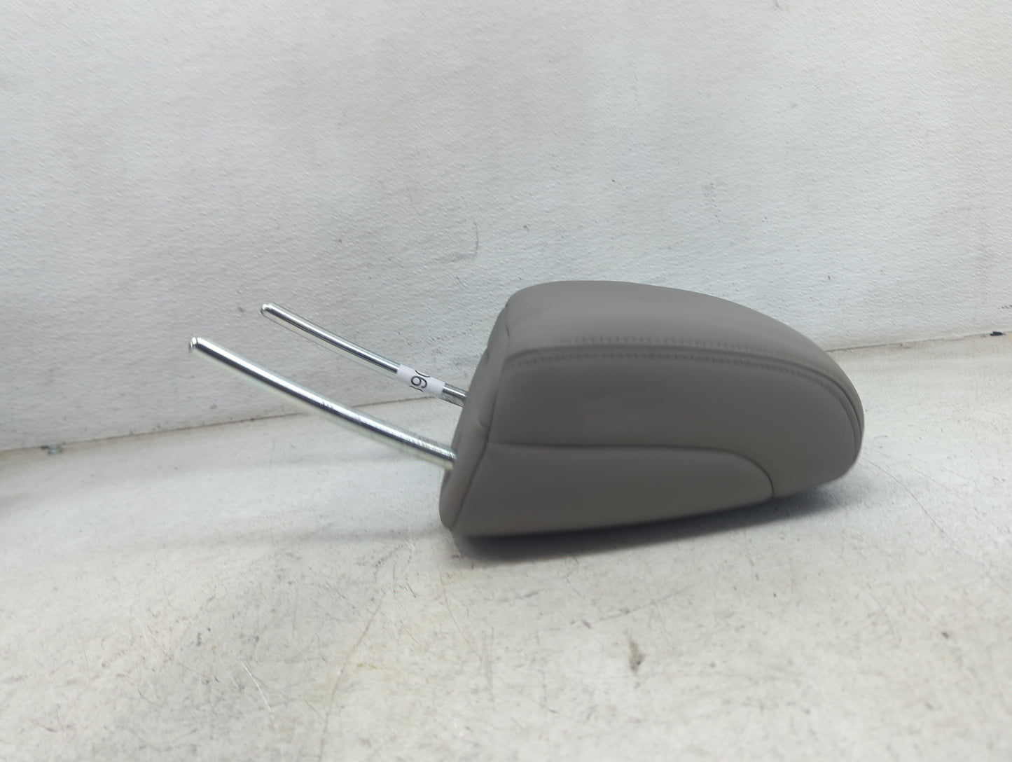 2013 Honda Cr-v Headrest Head Rest Front Driver Seat Gray - Oemusedautoparts1.com